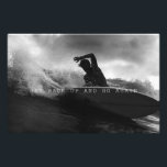 Impression Photo Remontez-vous et recommencez - Surfer battu rudeme<br><div class="desc">L'homme combat une mer agitée sur un planche de surf.</div>