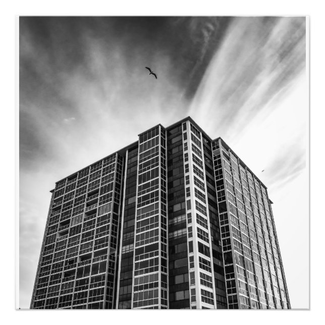 Impression Photo Shadows and Steel: The Silent Giant in the City (Devant)