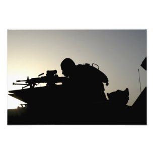 Impression Photo Silhouette d'un Squad mitrailleur automatique d'ar