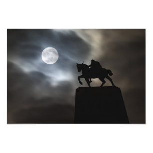 Impression Photo Statue du roi Kralja Tomislava en silhouette