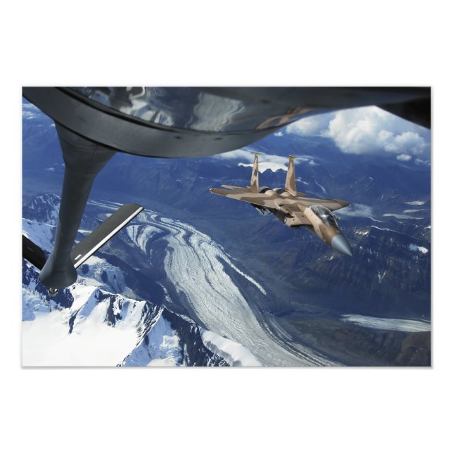 Impression Photo Un aigle F-15C de l'armée de l'air américaine se p (Devant)