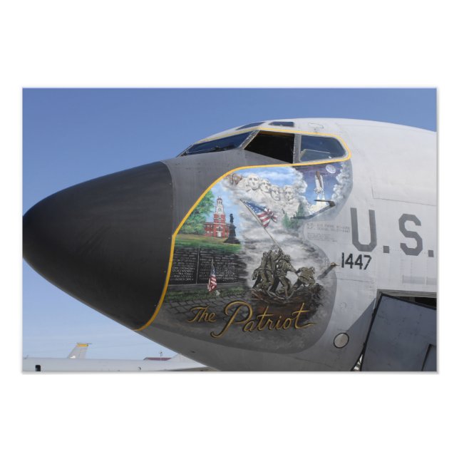Impression Photo Un KC-135 Stratotankeraffichant un nez patriotique (Devant)