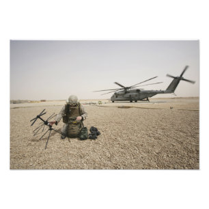 Impression Photo Un opérateur radio de terrain