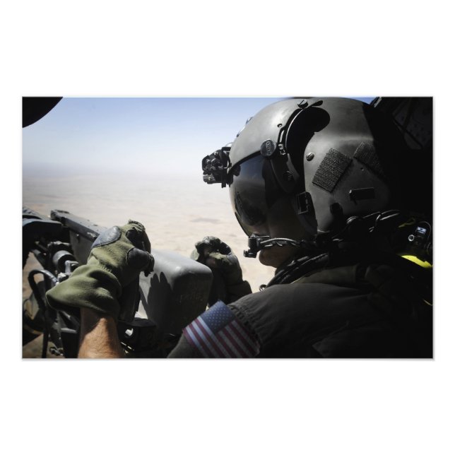 Impression Photo Un soldat assure la sécurité (Devant)