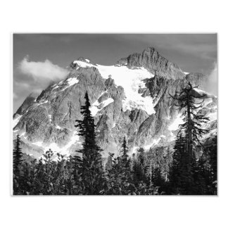 Impression Photo Une montagne dans le parc national des North Casca