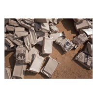 Une pile de repas prêts à manger
