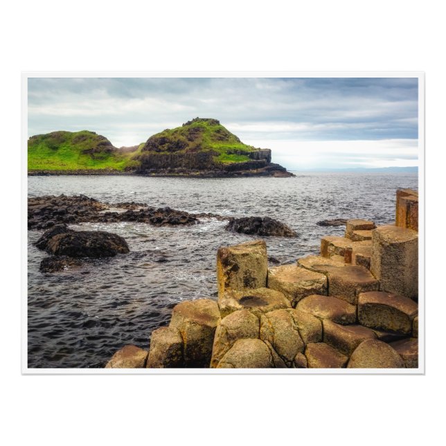 Impression Photo Where Fire Meets Folklore: The Giant's Causeway  (Devant)