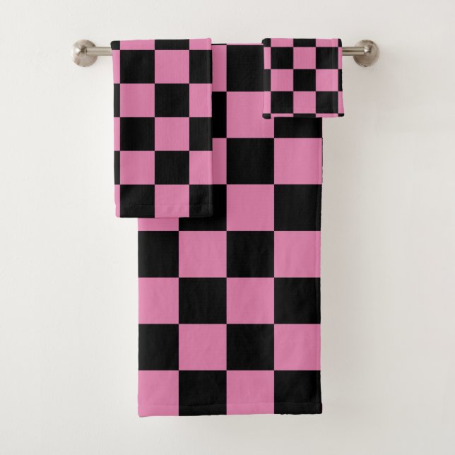 Imprimé à carreaux noir et rose (En situation)