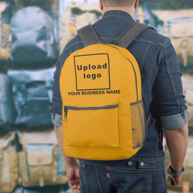 Imprimé Nom commercial et logo sur le sac à dos orange (Build brand name awareness. Your business name and logo on orange color backpack.)