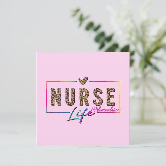 Infirmière (Debout devant)