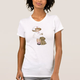 Infirmière vintage avec le T-shirts et les cadeaux