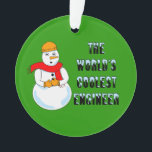 Ingénieur le plus froid Snowman<br><div class="desc">Un bonhomme de neige portant un casquette dur avec texte Le plus cool ingénieur du monde est un design d'ingénierie humoristique. Des cadeaux amusants pour les étudiants et les ingénieurs de l'université pour les anniversaires et les vacances d'hiver.</div>