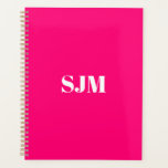 Initiales minimalistes modernes en monogramme rose<br><div class="desc">Mini moderne rose chaud et blanc année personnalisée,  monogramme,  initiales ou nom élégant simple personnalisé planificateur d'agenda personnalisé. Texte blanc personnalisé sur arrière - plan couleur uni rose chaud.</div>