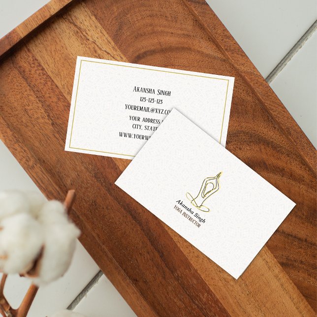 Instructeur de yoga Carte de visite minimal (Créateur téléchargé)