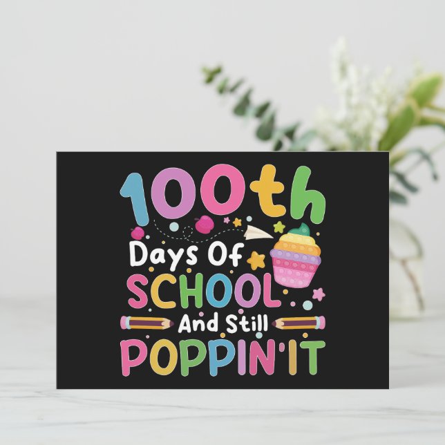 Invitation 100 jours d'école et fille toujours branchée  (Debout devant)