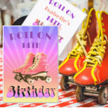 Invitation 14e anniversaire Retro Roller Patinage Purple Sunb<br><div class="desc">Une invitation à la fête du 14e anniversaire à thème avec une grande paire de patins à rouleaux. Modifiez facilement les informations pour votre propre invitation d'anniversaire personnalisée. Des rayons de soleil violets et jaunes figurent également sur la carte qui annonce un 14e anniversaire. D'une gamme personnalisée d'appareils fixes personnels...</div>