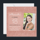 Invitation 18e Sparkle Rose Gold Blush Pink Photo<br><div class="desc">18th Girl's Birthday Party Elégant Faux Sparkle et Parties scintillant Rose or ou rose vif Monogrammed Birthday Invitations sont parfaites pour une fête d'anniversaire Rose or ou rose vif. Ces invitations photo ou photo sont parfaites pour une femme qui fait la fête de dix-huit ans. Vous pouvez mettre à jour...</div>