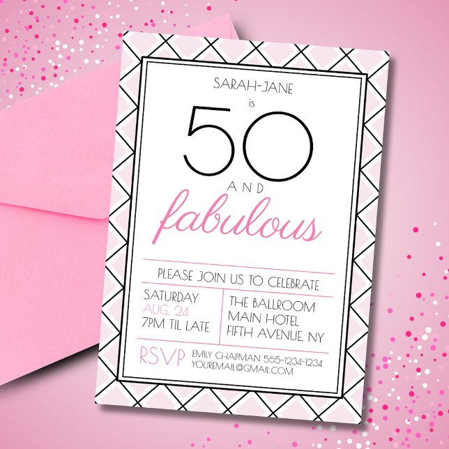 Invitation 50 et fabuleuse fête d'anniversaire (50 and fabulous birthday invitation with art deco style checkered background.)
