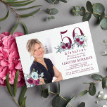 Invitation 50 et fabuleuse photo élégante 50e anniversaire fê<br><div class="desc">Elégante feminine 50 et fabuleuse photo de fête d'anniversaire et nom invitation personnalisée avec aquarelle rouge bordeaux,  bouquets rose bleu poussiéreux,  et un script de typographie moderne tendance.</div>