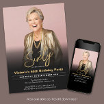 Invitation 60e anniversaire Black Gold Minimal photo moderne<br><div class="desc">60e Anniversaire Black Gold Minimal Modern Photo Invitation. Voici notre invitation à l'anniversaire minimal moderne, où la classe rencontre la simplicité dans une célébration intemporelle. La palette noire et or exhale le raffinement, créant un cadre élégant pour votre journée spéciale. Ce design embrasse la simplicité dans un contexte moderne, offrant...</div>