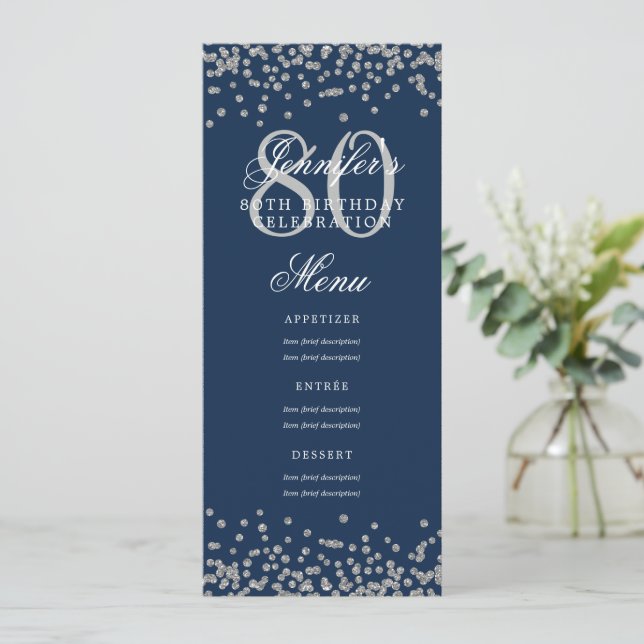 Invitation 80e anniversaire Menu Argent Confetti Marine Bleu (Debout devant)