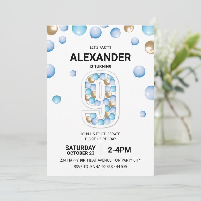 Invitation 9e fête d'anniversaire, Blue and Gold Balloon Boy (Debout devant)