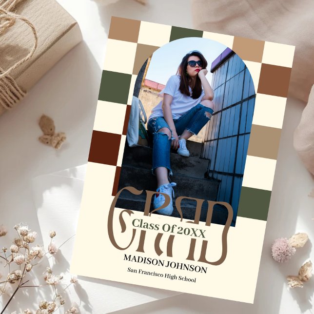 Invitation à damiers Retro Grad '25 Arch (Créateur téléchargé)