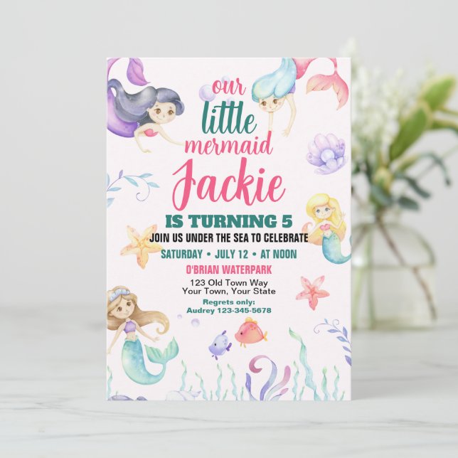 Invitation à la fête d'anniversaire de la mignonne (Debout devant)