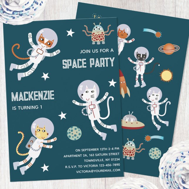 Invitation à la première fête d'anniversaire de ch (Fun space themed cat astronaut kids first birthday party invitations)