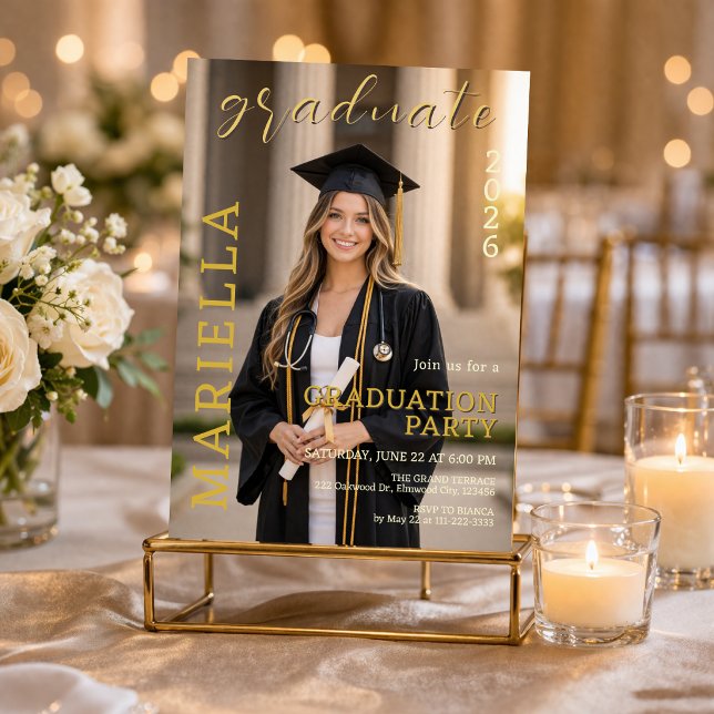 Invitation à la soirée photo de remise de diplômes (Elegant doctor graduation photo invite with soft gold details and modern layout.)