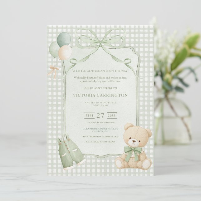 Invitation A Little Gentleman Green Boy Bear Baby Shower (Debout devant)