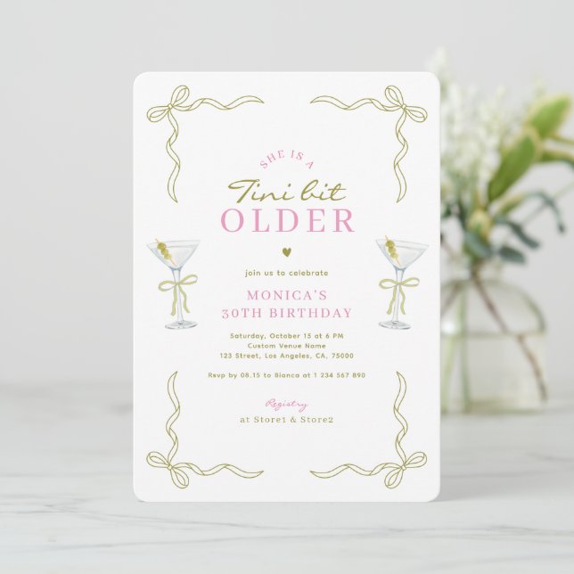 Invitation A Tini Bit Older Pink & Green 30th Birthday Party (Debout devant)