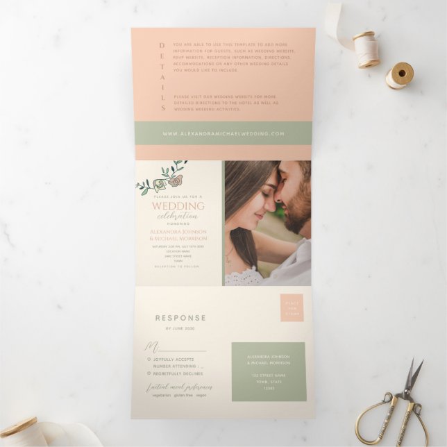 Invitation à un mariage avec photo Blush Green Tri (Intérieur)