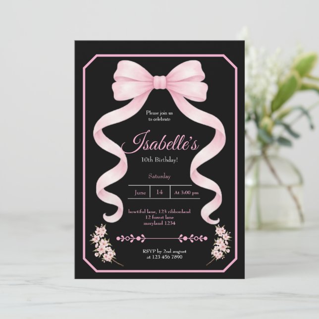Invitation à une fête d'anniversaire avec un nœud  (Debout devant)