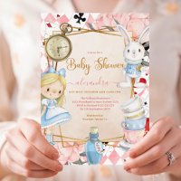 Alice dans le Baby shower du pays des merveilles