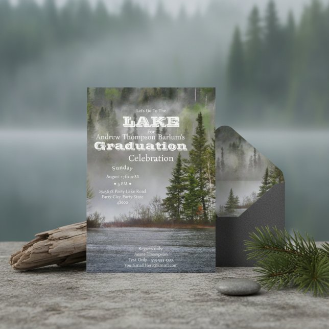 Invitation Allons à la graduation du lac (A timeless design for a monumental day.)