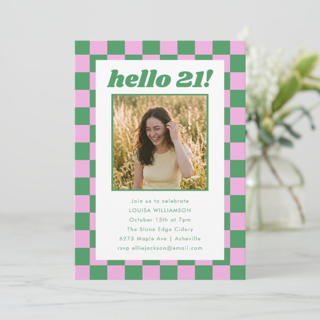 Invitation Anniversaire 21 Ans Photo Damier Rose V (Debout devant)