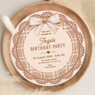 Invitation Anniversaire à carreaux marron beige avec noeud