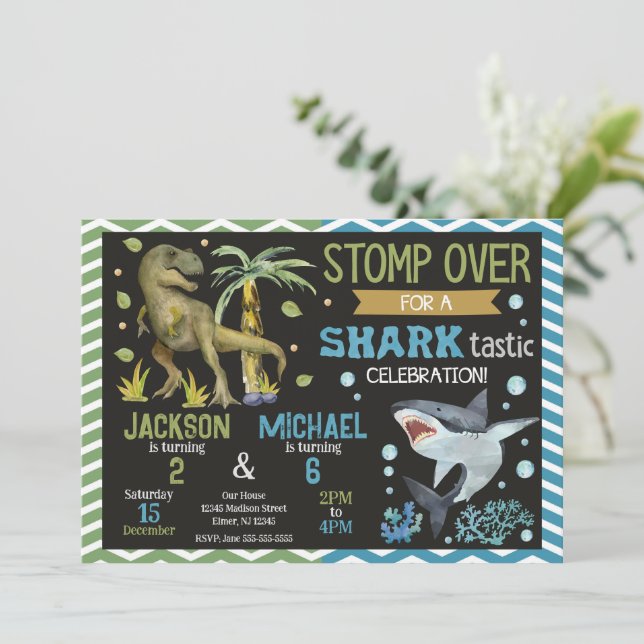Invitation Anniversaire conjoint de requins et de dinosaures (Debout devant)
