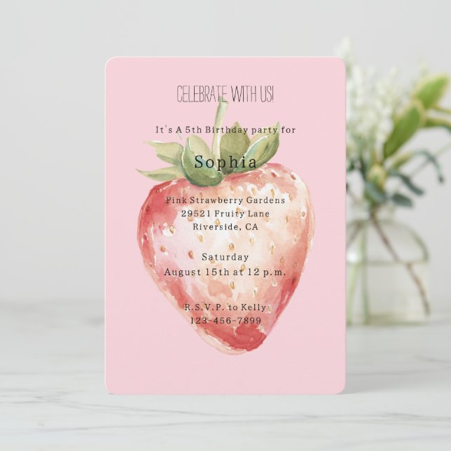 Invitation Anniversaire de Fruit de Fraise Rose (Debout devant)