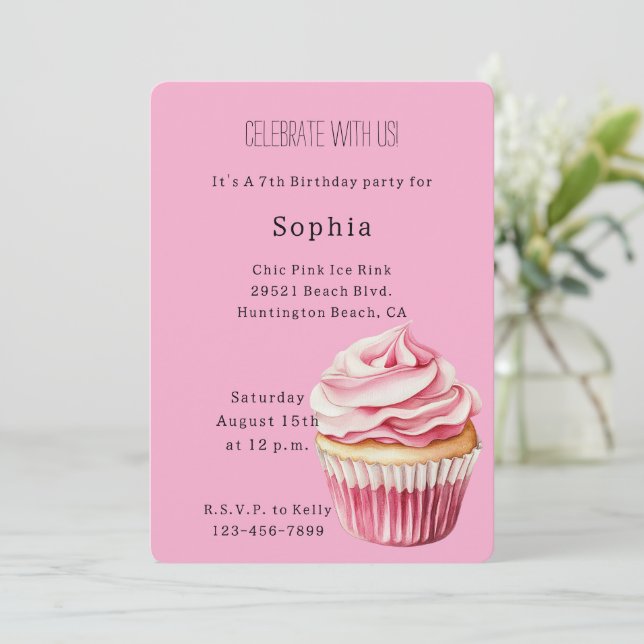 Invitation Anniversaire du Cupcake rose (Debout devant)