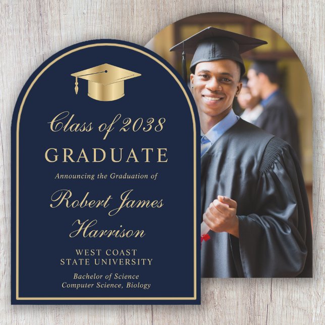Invitation Annonce de remise de diplômes avec arche de photo  (Gold Grad Cap Photo Arch Graduation Announcement)