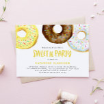 Invitation Aquarelle Jaune et chocolat Donuts Sweet 16<br><div class="desc">Invités Invitations à votre événement avec cette invitation sucrée personnalisable 16. Il présente des beignets émaillés de chocolat blanc, jaune aquarelle, chocolat et chocolat avec des arrosages colorés. Personnalisez en ajoutant vos détails. Cette invitation à fêter sweet sixteen est parfaite pour tout thème d'événement ou saison. D'autres couleurs sont disponibles....</div>