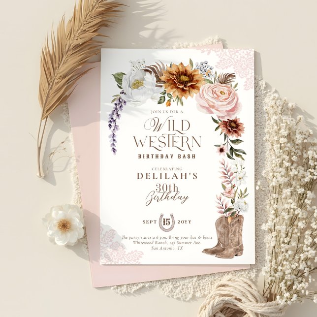 Invitation Aquarelle sauvage de l'Ouest d'anniversaire Floral (Wild Western Birthday Watercolor Floral Cowgirl Invitation)
