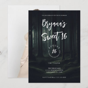 Invitation Arbres de forêt sombre et maussade au crépuscule S