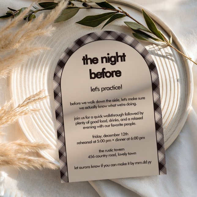 Invitation Arc de dîner de répétition décontracté marron à ca (Rehearsal Dinner Invitatio from the Casual Brown Plaid wedding collection by Darling & May)