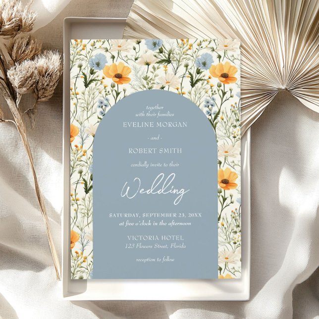 Invitation Arc de fleurs sauvages bleu et jaune poussiéreux d (Boho dusty blue and yellow wild flowers arch invitation)