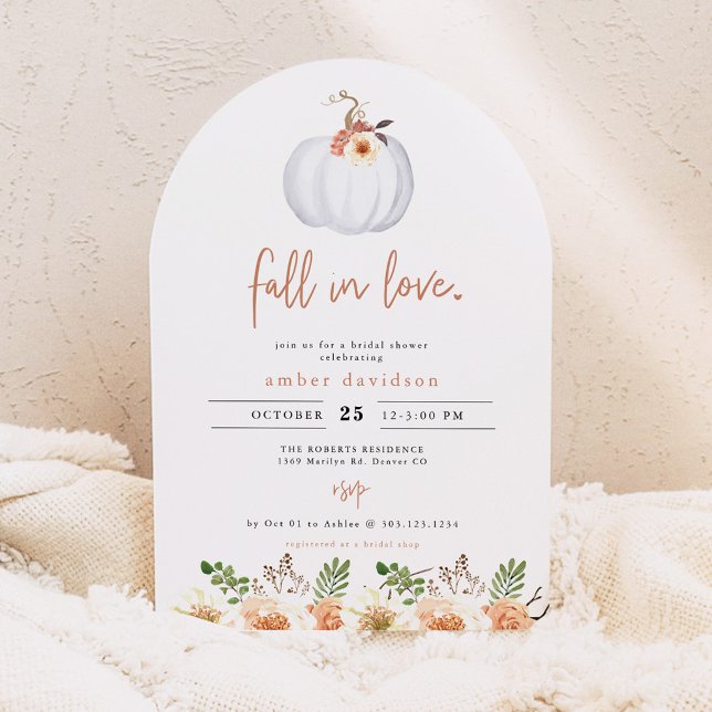 Invitation Arche en terre cuite Fleur Pêche Fête de mariage (Arched Terracotta Floral White Pumpkin Fall In Love Bridal Shower Invitation)