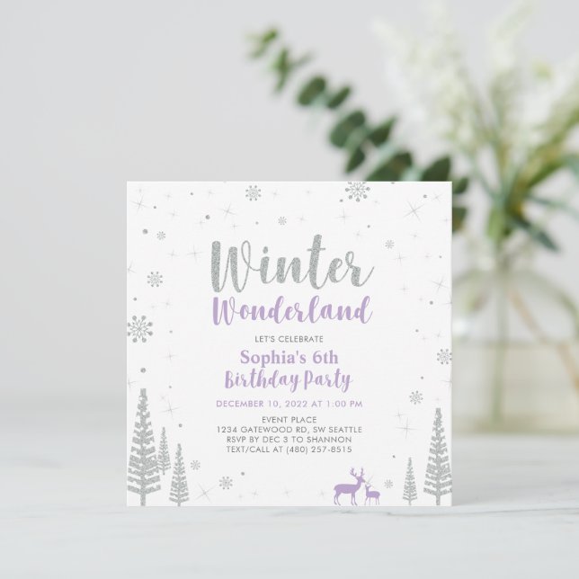 Invitation Argent et violet hiver Wonderland Girl Anniversair (Debout devant)
