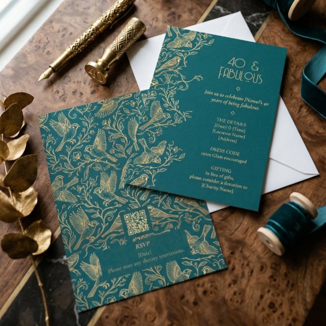 Invitation Art Déco Filigrane d'Or | 40e Anniversaire du Moin (Lifestyle Shot)